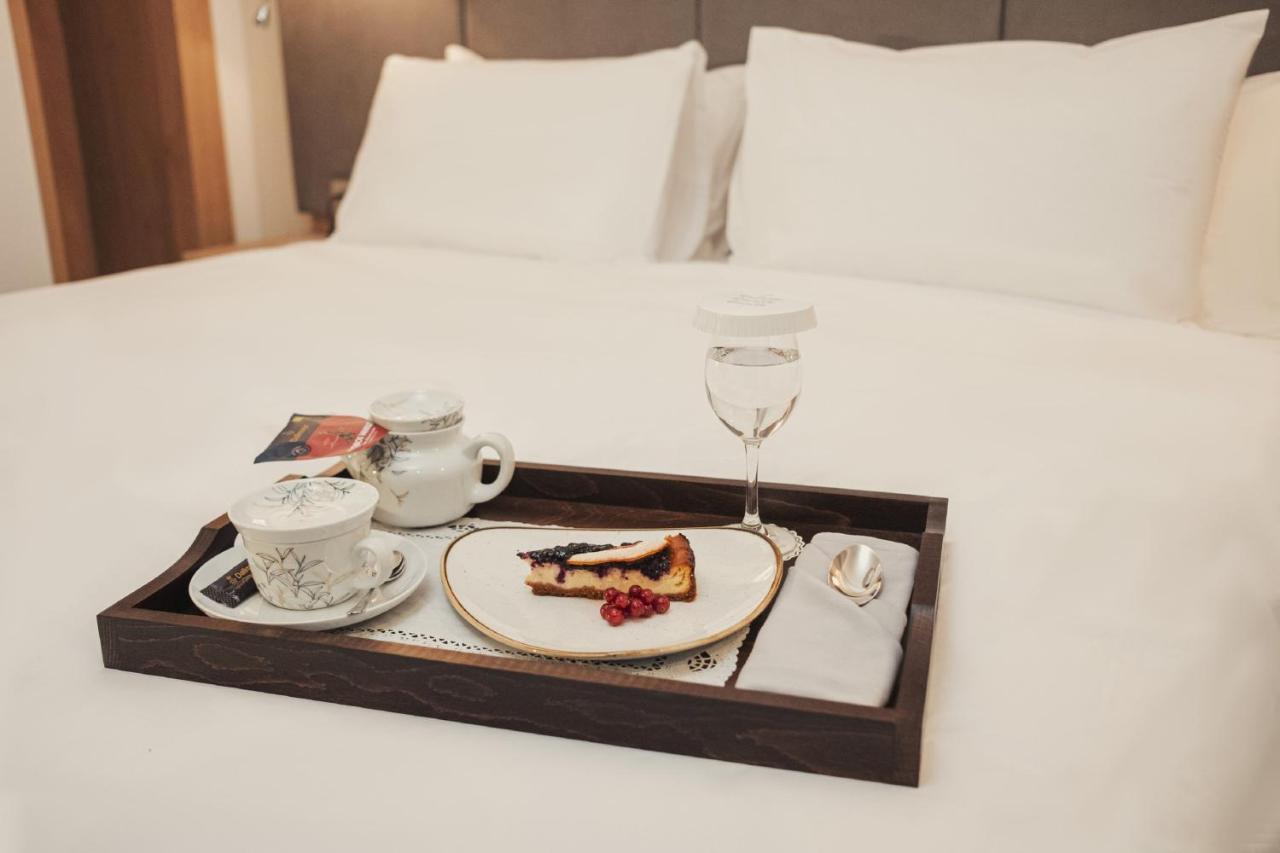 - Times, An Ihg 4* Bucarest