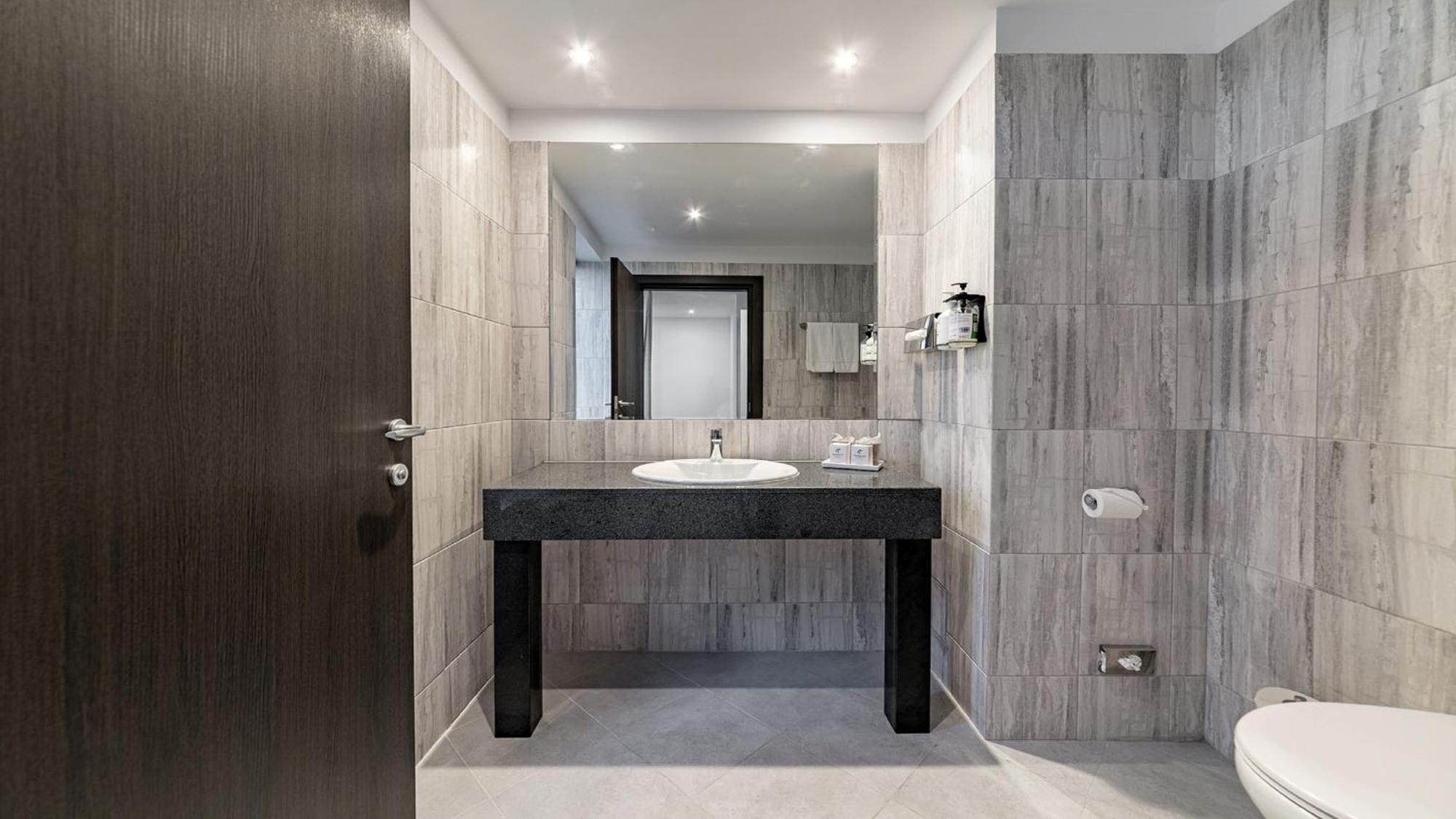 Hotel - Times, An Ihg 4*